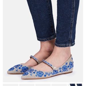 ISO: Tabitha Simmons Hermione